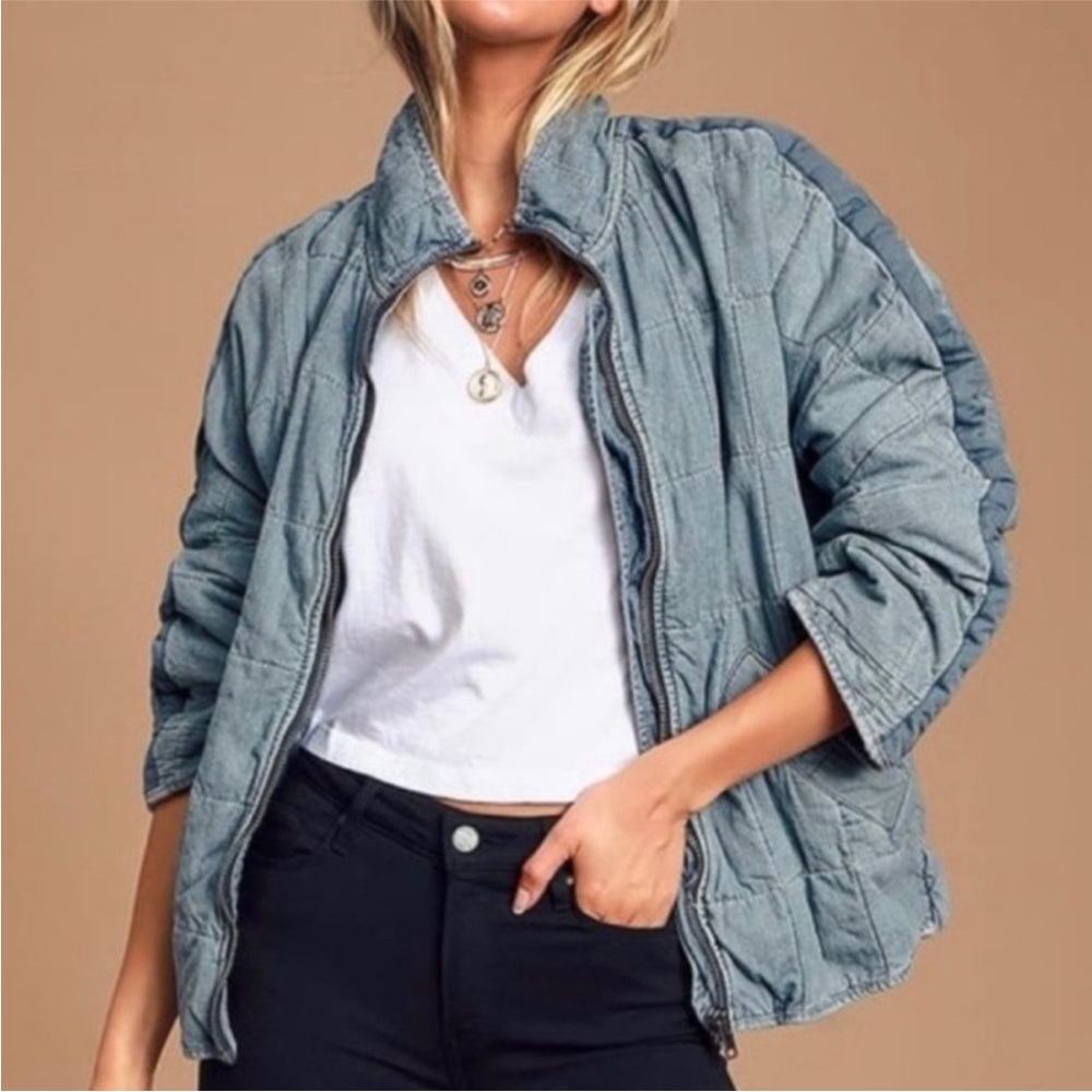 Free People Dolman Quilted Jacket in perfect faded denim sz M SOLD OUT color EUC